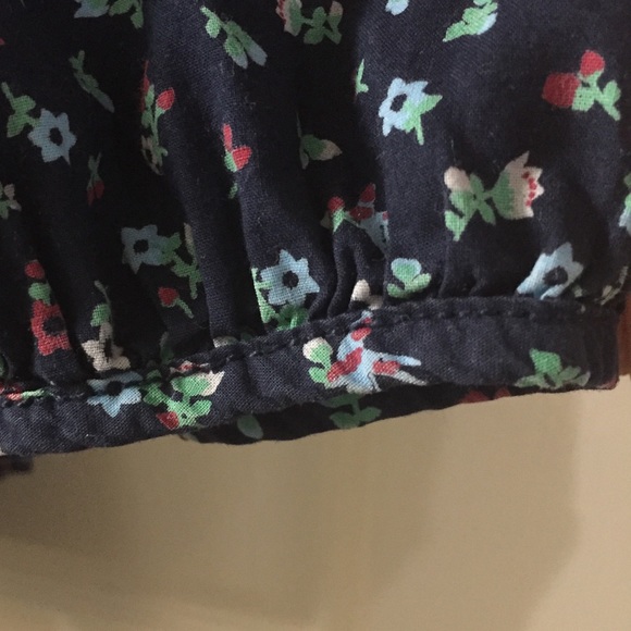 Top - Picture 5 of 8